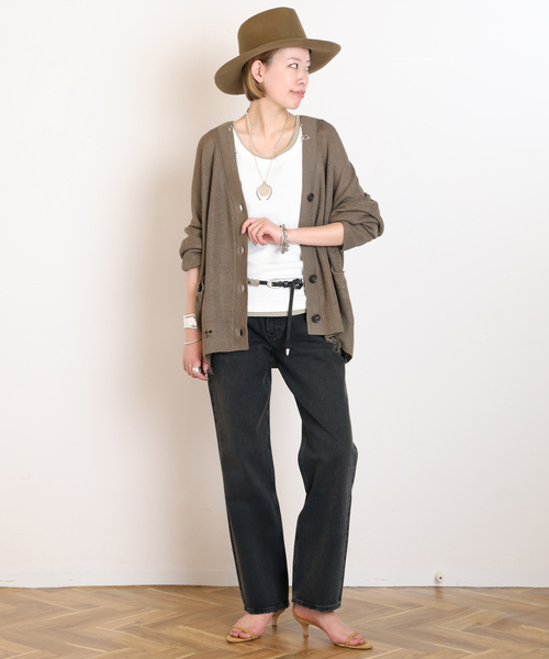 Puntovita(プントヴィータ)の「【PUNTOVITA/プントヴィータ】CONCHO LEATHER SKINY BELT(ベルト・レディース・ブラック・80)」の2枚目の写真