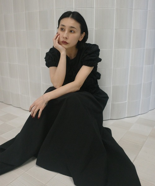 BUMPY GATHER FLARE DRESS（ワンピース）｜Ameri（アメリ）の