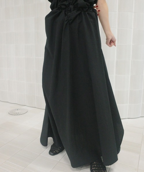 Ameri(アメリ)の「BUMPY GATHER FLARE DRESS(ワンピース・レディース・アイボリー/サックスブルー/ブラック・SMALL/MEDIUM)」の11枚目の写真