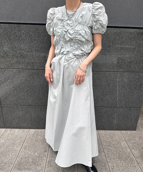 BUMPY GATHER FLARE DRESS（ワンピース）｜Ameri（アメリ）の