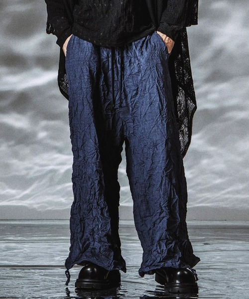 NO ID.(ノーアイディ)の「【NO ID.】Washer Wide Pants / ワッシャー ワイド パンツ(その他パンツ・メンズ・ブラック/ブルーグレー・2/1)」の2枚目の写真