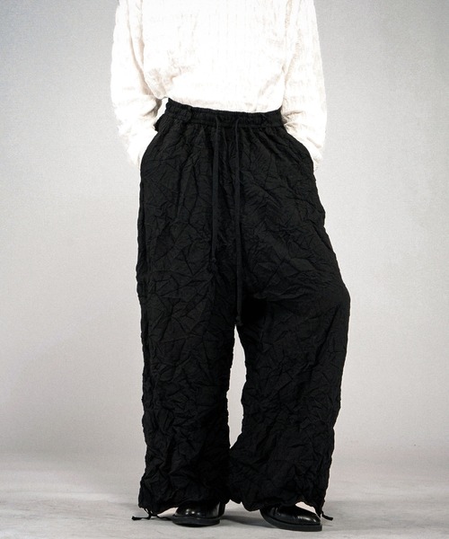 NO ID.(ノーアイディ)の「【NO ID.】Washer Wide Pants / ワッシャー ワイド パンツ(その他パンツ・メンズ・ブラック/ブルーグレー・2/1)」の4枚目の写真
