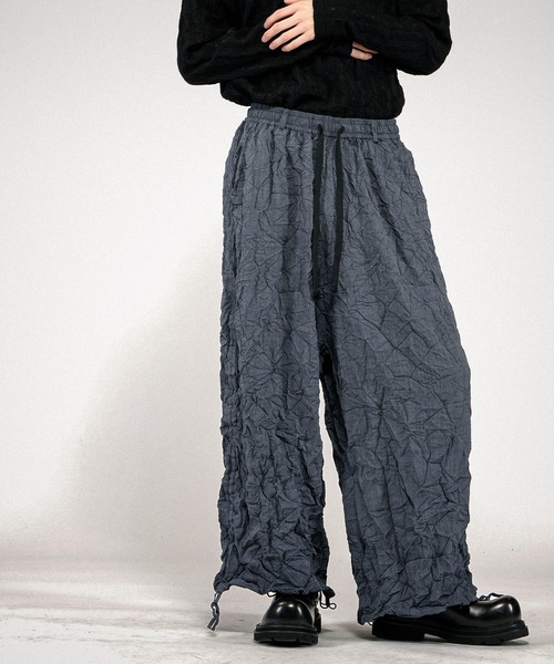 NO ID.(ノーアイディ)の「【NO ID.】Washer Wide Pants / ワッシャー ワイド パンツ(その他パンツ・メンズ・ブラック/ブルーグレー・2/1)」の19枚目の写真