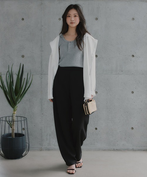 slattgir（スラットジール）の「高身長　ヘンリーネックワッフルタンクトップ（トールサイズ）Essenave（Tシャツ/カットソー・レディース・杢グレー/ブラウン・TM/TL/TLL）」の16枚目の写真