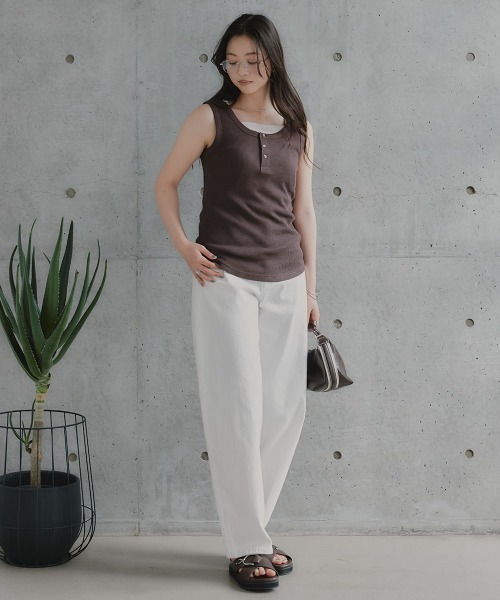 slattgir（スラットジール）の「高身長　ヘンリーネックワッフルタンクトップ（トールサイズ）Essenave（Tシャツ/カットソー・レディース・杢グレー/ブラウン・TM/TL/TLL）」の11枚目の写真