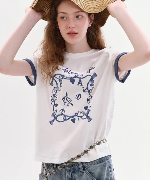 Fano Studios(ファノ ストゥディオズ)の「ラウンドネック 海モチーフ グラフィックTシャツ FX26S075【Fano Studios】【2026SS】(Tシャツ/カットソー・レディース・ライトブルー/ホワイト・S/M/L)」の2枚目の写真