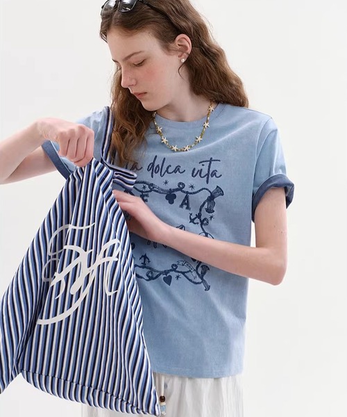 Fano Studios(ファノ ストゥディオズ)の「ラウンドネック 海モチーフ グラフィックTシャツ FX26S075【Fano Studios】【2026SS】(Tシャツ/カットソー・レディース・ライトブルー/ホワイト・S/M/L)」の6枚目の写真