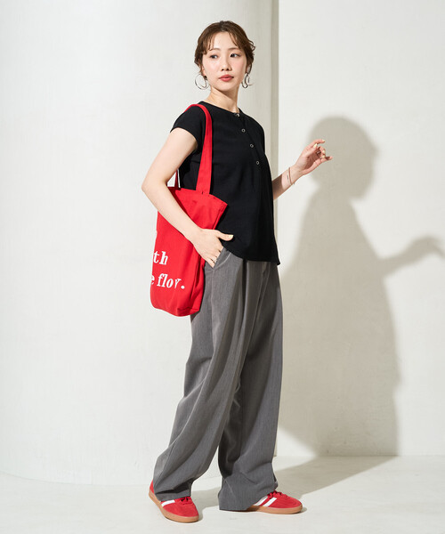 FREAK'S STORE(フリークスストア)の「限定展開 スナップボタン ヘンリー リブ フレンチ スリーブ トップス(Tシャツ/カットソー・レディース・その他13/ブラウン/ブラック/グレー/ナチュラル/オフホワイト/ネイビー・フリ-)」の20枚目の写真