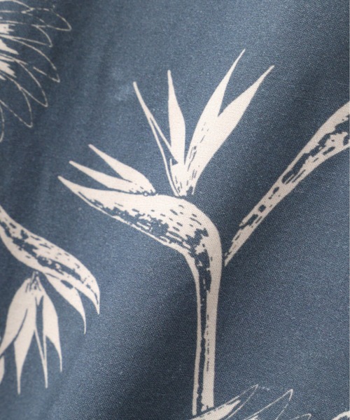 AVIREX(アヴィレックス)の「ALOHA SHIRT "BIRD OF PARADISE FLOWER" / アロハシャツ ”極楽鳥花” / AVIREX / アヴィレックス(シャツ/ブラウス・メンズ・サックスブルー/ブラック・MEDIUM/XX-LARGE/X-LARGE/LARGE)」の13枚目の写真