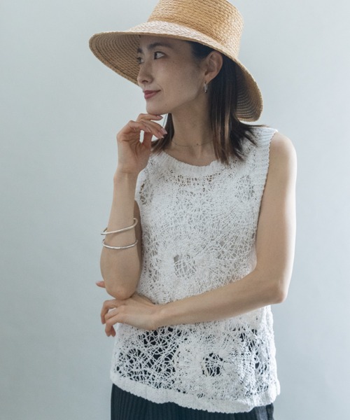 lodie(ロディ)の「透かし編みニット(ベスト・レディース・ベージュ/オフホワイト・FREE)」の2枚目の写真