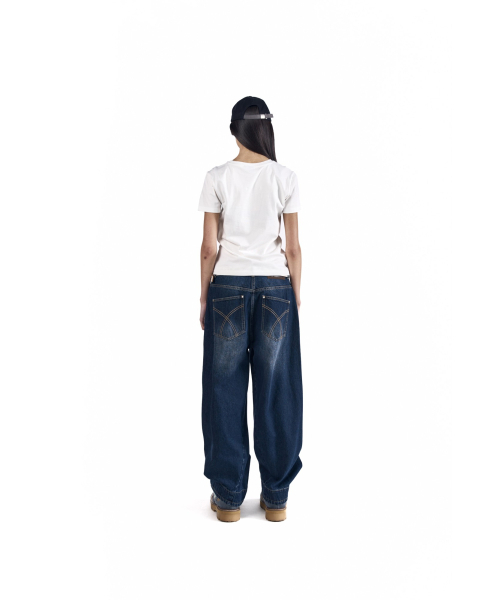 AAKAM（アーカム）の「AKM Curved Denim Pants (Blue)（デニムパンツ・レディース・その他・1/2）」の13枚目の写真