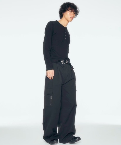CS(シーエス)の「【CS】two tuck nylon cargo trousers / 【シーエス】ツータックナイロンカーゴトラウザーズ<着用動画あり>(カーゴパンツ・メンズ・ブラック・02/01)」の19枚目の写真