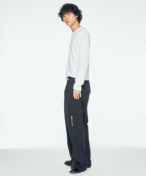 CS(シーエス)の「【CS】two tuck nylon cargo trousers / 【シーエス】ツータックナイロンカーゴトラウザーズ<着用動画あり>(カーゴパンツ・メンズ・ブラック・02/01)」の22枚目の写真