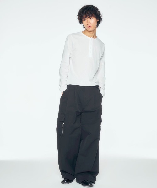 CS(シーエス)の「【CS】two tuck nylon cargo trousers / 【シーエス】ツータックナイロンカーゴトラウザーズ<着用動画あり>(カーゴパンツ・メンズ・ブラック・02/01)」の21枚目の写真