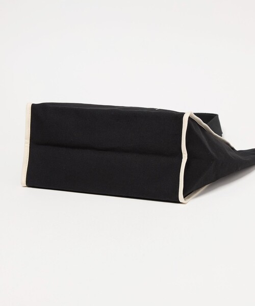To b. by agnes b.(トゥービーバイアニエスベー)の「<To b. by agnes b.コラボ>トートバッグ(トートバッグ・レディース・ブラック/ブラウン・FREE)」の13枚目の写真