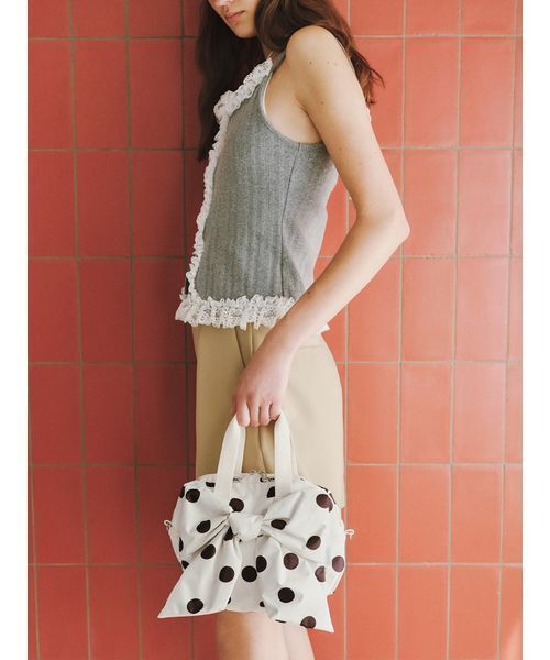 LeSportsac(レスポートサック)の「【SNIDEL×LeSportsac】LG BOW SM SATCHEL(ショルダーバッグ・レディース・ホワイト/ドット/ブラック・F)」の8枚目の写真