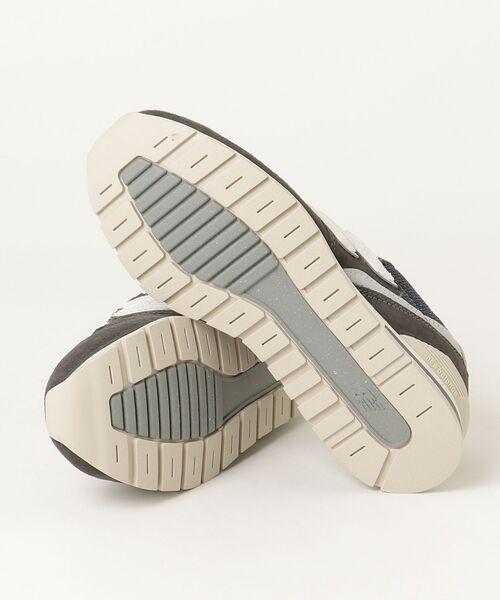 NEW BALANCE(ニューバランス)の「996(スニーカー・メンズ・グレー/ダークグレー/ブラック/ライトグレー・28.5cm/28.0cm/27.5cm/26.5cm/25.0cm/26.0cm/25.5cm/24.5cm/30.0cm/29.0cm/27.0cm/24.0cm/23.5cm/22.0cm/23.0cm/22.5cm)」の10枚目の写真