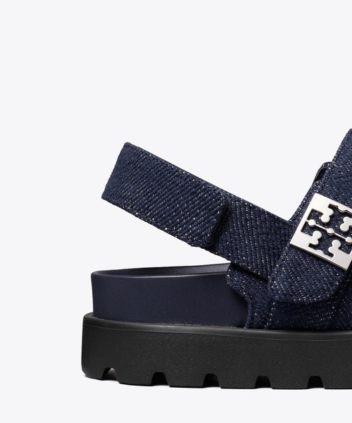 TORY BURCH（トリーバーチ）の「メロー スポーツサンダル（サンダル・レディース・ダークネイビー・23cm/23.5cm/24cm/24.5cm/25cm）」の4枚目の写真