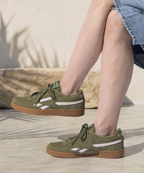 Reebok(リーボック)の「クラブシー リベンジ ヴィンテージ / CLUB C REVENGE VINTAGE(スニーカー・メンズ・ブラウン/グリーン・22.5cm/23.0cm/23.5cm/24.5cm/24.0cm/25.0cm/25.5cm/26.0cm/26.5cm/27.0cm/27.5cm/28.0cm/28.5cm/29.0cm/30.0cm/31cm)」の10枚目の写真
