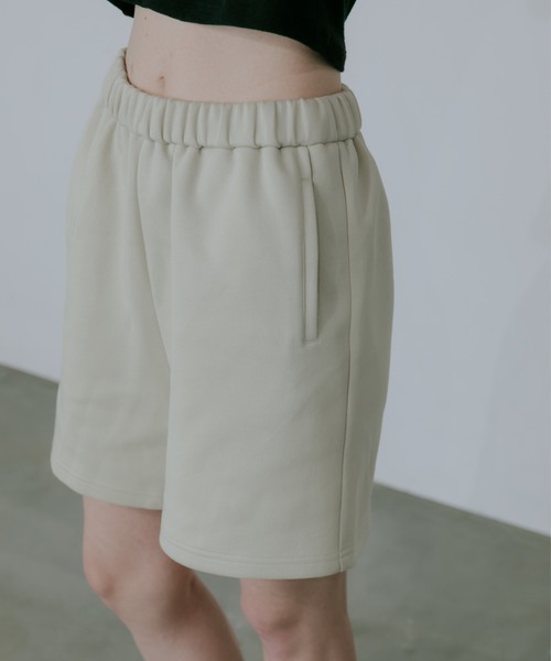 lit(リット)の「Sweat Short Pants(スウェットパンツ・レディース・ブラック/サンドベージュ・FREE)」の1枚目の写真