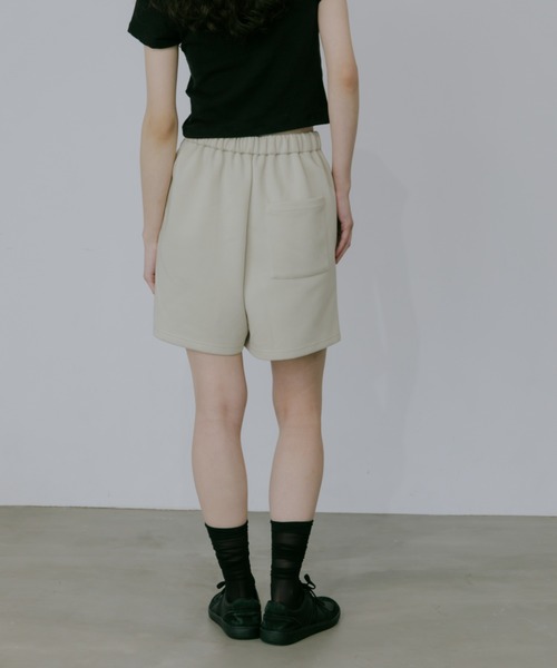 lit(リット)の「Sweat Short Pants(スウェットパンツ・レディース・ブラック/サンドベージュ・FREE)」の5枚目の写真