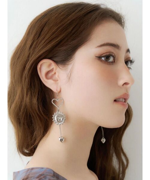 EVRIS(エヴリス)の「SUNNY MOTIF HEART ピアス(ピアス(両耳用)・レディース・シルバー/ゴールド・FREE)」の19枚目の写真