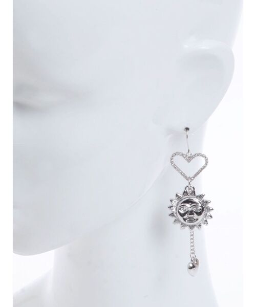 EVRIS(エヴリス)の「SUNNY MOTIF HEART ピアス(ピアス(両耳用)・レディース・シルバー/ゴールド・FREE)」の6枚目の写真