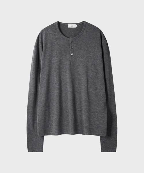 LEIRE(ルアール)の「ソフトヘンリーネックロングスリーブTシャツ (4色)(Tシャツ/カットソー・メンズ・チャコール/ネイビー/ブラウン・MEDIUM/LARGE/X-LARGE)」の5枚目の写真