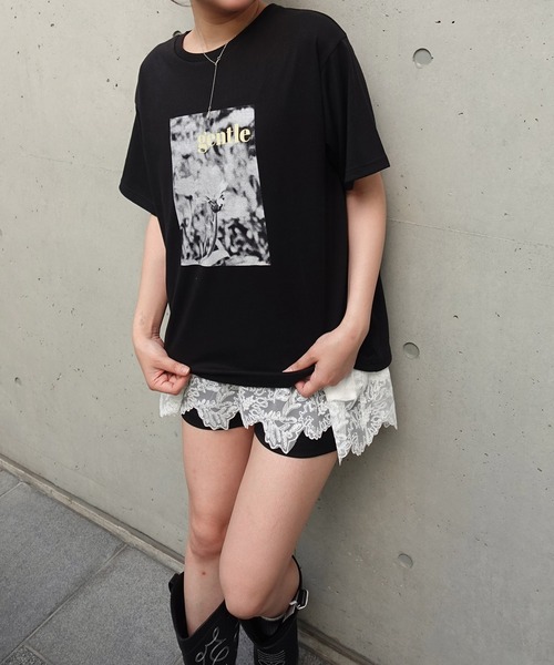 SOELA(ソエラ)の「フラワーフォトTシャツ(Tシャツ/カットソー・レディース・オフホワイト/ブラック/チャコールグレー・FREE)」の14枚目の写真