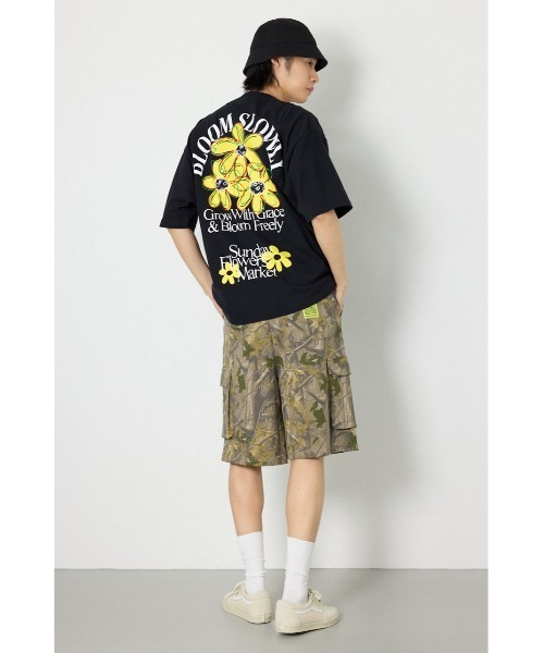 RODEO CROWNS WIDE BOWL(ロデオクラウンズワイドボウル)の「ARTフラワーTシャツ(Tシャツ/カットソー・メンズ・ブラック/ダークブルー/ホワイト・LARGE/MEDIUM)」の10枚目の写真