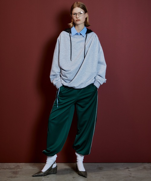 MAISON SPECIAL（メゾンスペシャル）の「【2026Autumn PRE-ORDER】Tulle Side Line Jersey Pants/チュールサイドラインジャージパンツ（その他パンツ・レディース・ブラウン/グリーン/レッド・38/36）」の2枚目の写真