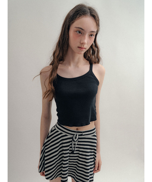 VISUS（ヴィスシュ）の「Rib Crop Sleeveless_Black（Tシャツ/カットソー・レディース・その他・FREE）」の2枚目の写真