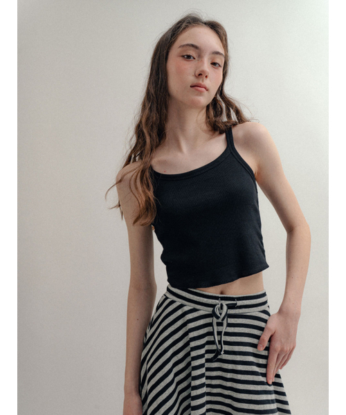 VISUS（ヴィスシュ）の「Rib Crop Sleeveless_Black（Tシャツ/カットソー・レディース・その他・FREE）」の4枚目の写真