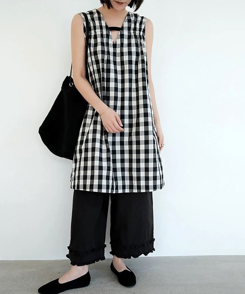 Doux Belle（ドゥーベル）の「裾フリルコットンワイドパンツ（その他パンツ・レディース・ホワイト/ブラック・MEDIUM/LARGE/X-LARGE）」の10枚目の写真