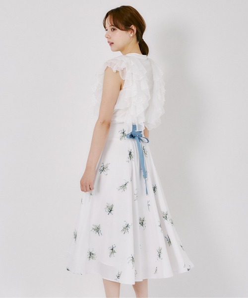 tocco closet(トッコ クローゼット)の「バックレースアップスズランブーケプリントスカート(スカート・レディース・グレイッシュブルー/イエロー・M)」の10枚目の写真