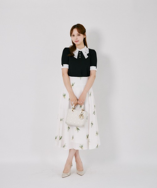tocco closet(トッコ クローゼット)の「バックレースアップスズランブーケプリントスカート(スカート・レディース・グレイッシュブルー/イエロー・M)」の13枚目の写真