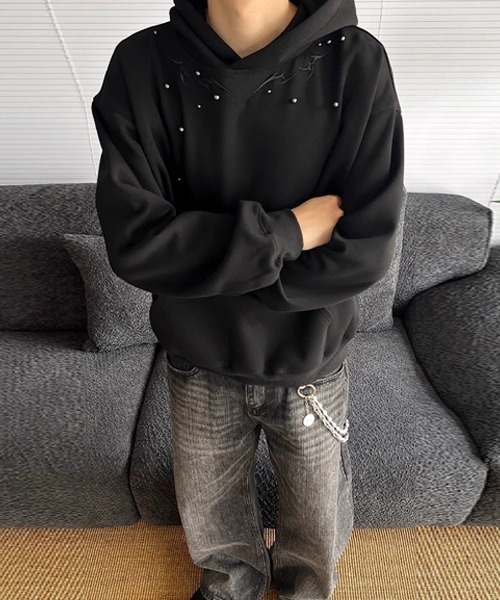 Ressaca(レサーカ)の「スタッズ付きバック刺繍スウェットパーカー(パーカー・メンズ・ブラック/グレー・M/L)」の12枚目の写真