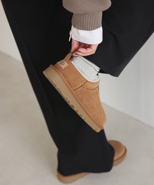 UGG(アグ)の「《追加》UGG/アグ W CLASSIC MICRO 1173891(その他シューズ・レディース・キャメル/ブラック・23cm/24cm/25cm)」の15枚目の写真