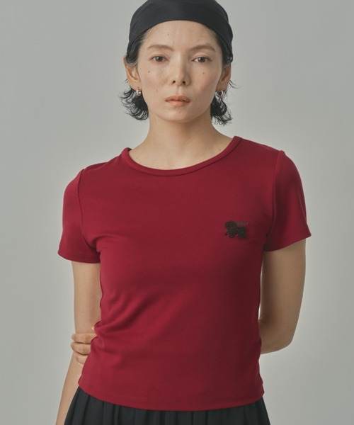 BAGEE(バジー)の「DOG刺繍 コンパクトTシャツ / 半袖(Tシャツ/カットソー・レディース・ブラック/チャコールグレー/レッド系その他/ホワイト・FREE)」の1枚目の写真