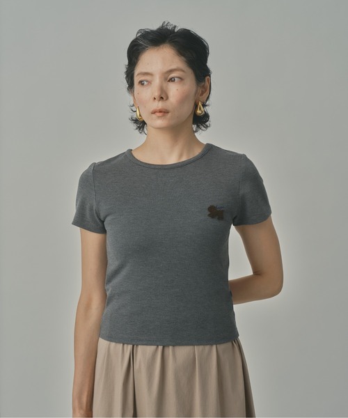 BAGEE(バジー)の「DOG刺繍 コンパクトTシャツ / 半袖(Tシャツ/カットソー・レディース・ブラック/チャコールグレー/レッド系その他/ホワイト・FREE)」の19枚目の写真