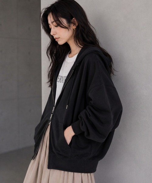 black チュニック丈ver.
モデル身長：157cm