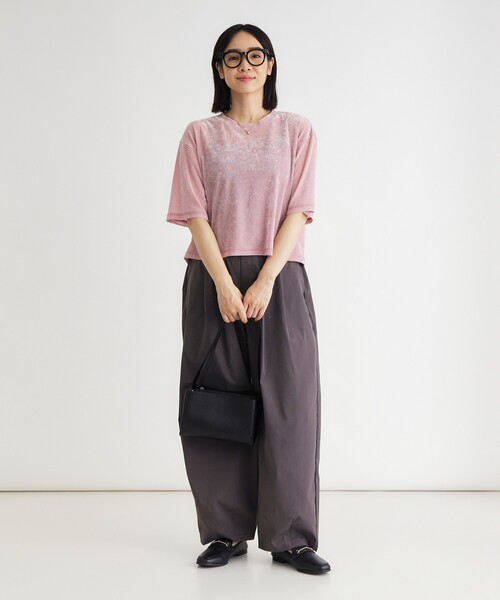 HONEYSUCKLE ROSE(ハニーサックルローズ)の「ベロア半袖Tシャツ(Tシャツ/カットソー・レディース・ベビーピンク/ブラック・04/05)」の12枚目の写真