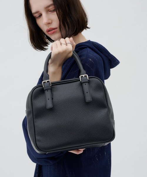CIAOPANIC TYPY(チャオパニックティピー)の「:【ZOZO限定】アソート素材ベルトデザインボストンBAG(ショルダーバッグ・レディース・グレー/ブラック/ブラウン・ONE SIZE)」の4枚目の写真