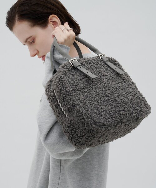 CIAOPANIC TYPY(チャオパニックティピー)の「:【ZOZO限定】アソート素材ベルトデザインボストンBAG(ショルダーバッグ・レディース・グレー/ブラック/ブラウン・ONE SIZE)」の16枚目の写真