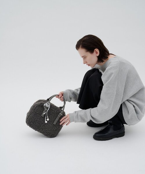 CIAOPANIC TYPY(チャオパニックティピー)の「:【ZOZO限定】アソート素材ベルトデザインボストンBAG(ショルダーバッグ・レディース・グレー/ブラック/ブラウン・ONE SIZE)」の18枚目の写真