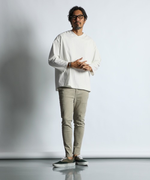 The DUFFER of ST.GEORGE（ザダファーオブセントジョージ）の「【WEB限定アイテム】8oz HEAVY WEIGHT FOOTBALL 3/4 SLEEVE TEE：8オンス ヘビーウェイト 7分袖 リラックス フットボールTシャツ（Tシャツ/カットソー・メンズ・ホワイト/ブラック/ブルー・X-LARGE/LARGE/MEDIUM/SMALL）」の6枚目の写真