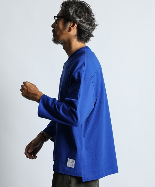The DUFFER of ST.GEORGE（ザダファーオブセントジョージ）の「【WEB限定アイテム】8oz HEAVY WEIGHT FOOTBALL 3/4 SLEEVE TEE：8オンス ヘビーウェイト 7分袖 リラックス フットボールTシャツ（Tシャツ/カットソー・メンズ・ホワイト/ブラック/ブルー・X-LARGE/LARGE/MEDIUM/SMALL）」の4枚目の写真