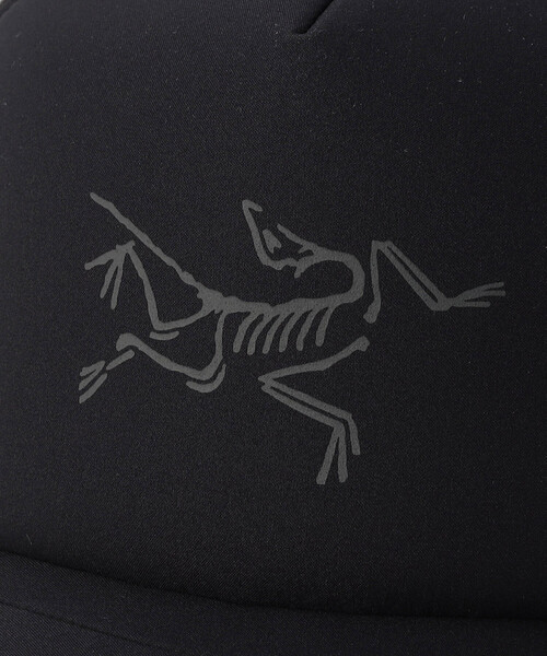 ARC'TERYX（アークテリクス）の「ARC’TERYX/アークテリクス バード トラッカー ハット/Bird Trucker Hat（キャップ・メンズ・ブラック・LARGE）」の5枚目の写真