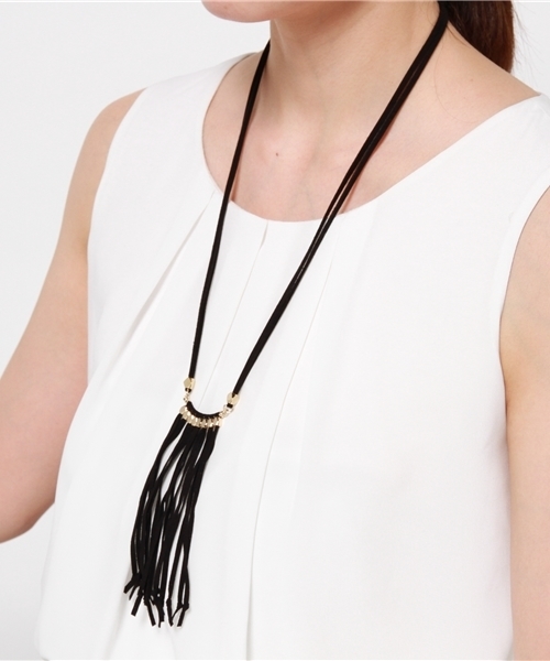 Discoat Parisien（ディスコートパリシアン）の「皮紐ビジューネックレス（ネックレス・レディース・ブラウン/ブラック・ﾌﾘ-）」の3枚目の写真