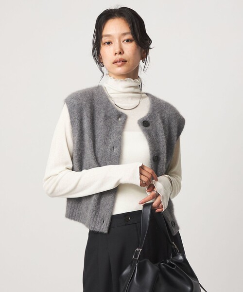 green label relaxing（グリーンレーベルリラクシング）の「［size SHORTあり］テレコ タートルネック プルオーバー（Tシャツ/カットソー・レディース・モカ/ライトグレー/ブラック/オフホワイト/ダークグレー/ベージュ/イエロー/ダークブラウン/その他1・FREE/SHORT）」の10枚目の写真